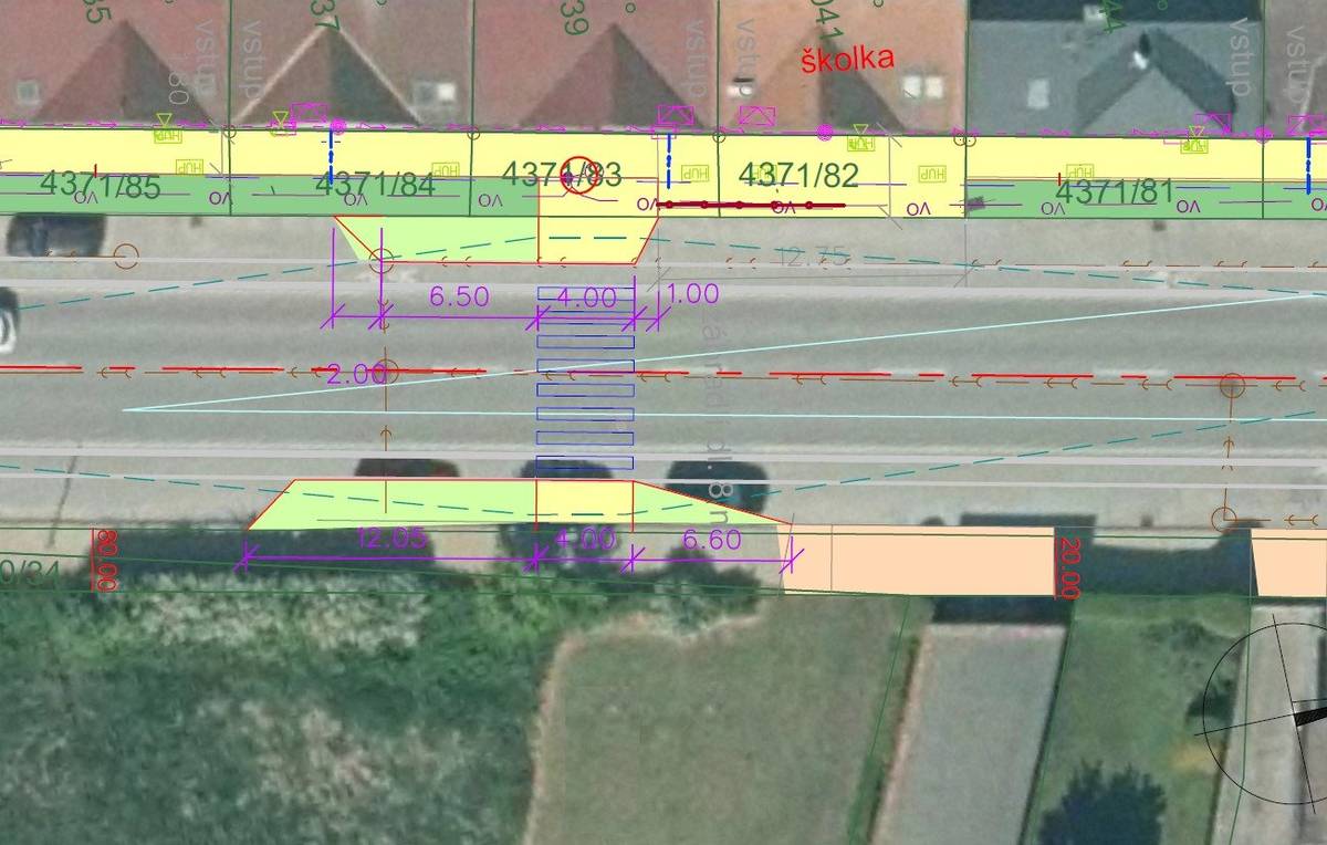 ADMINISTRATIVA ℹ️ probíhají jednání o umístění nového přechodu u MŠ Mezimostí ℹ️ byla podána žádost o dotaci na výstavbu pergoly na zahradě mateřské školy Blatské sídliště ℹ️ Kaufland hodlá prostřednictvím Nadace via poskytnout našemu městu na realizaci různých komunitních projektů v průběhu 3 let 1 mil. Kč STAVEBNÍ PRÁCE A ÚDRŽBA ℹ️ dokončeny byly stavební práce na Karbance, objekt č. p. 148  pro klienty s mentálním a kombinovaným postižením ℹ️ proběhla závěrečná prohlídka stavby tělocvičny a podána žádost o kolaudaci ℹ️ obnoveno bylo vodorovné dopravní značení, především přechody pro chodce ZAJÍMAVOSTI ℹ️ byla dokončena oprava "Brány borců", vstupu na fotbalový stadion  ℹ️ úspěšně proběhl první příměstský tábor Námořníci a v pondělí bude zahájen druhý - Objevitelé