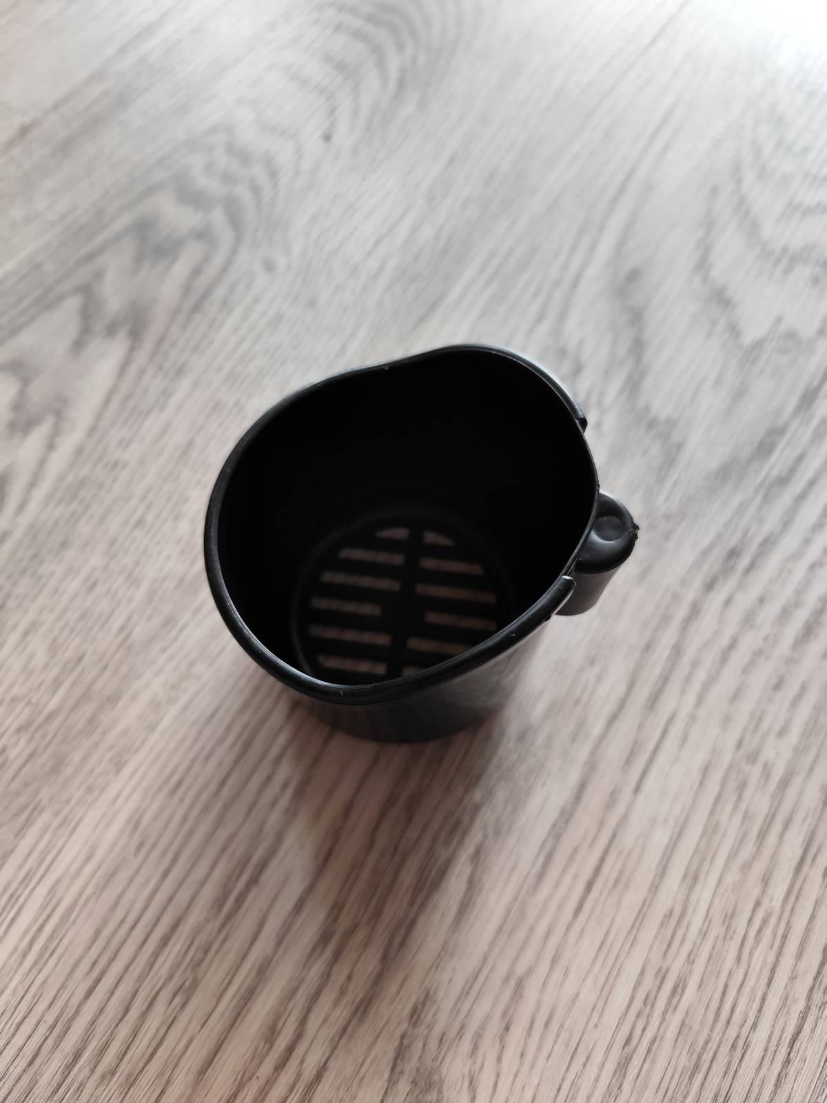 Dnes u koupaliště v Městečku Trnávce se našel zřejmě nápojový držák na kočárek. Bližší informace na tel. čísle 734 610 237.