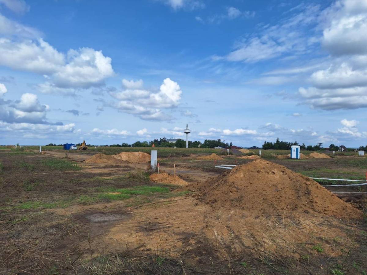 Obec Božice nabízí k prodeji stavební pozemky určené k výstavbě rodinných domů v lokalitě za Domem s pečovatelskou službou II.