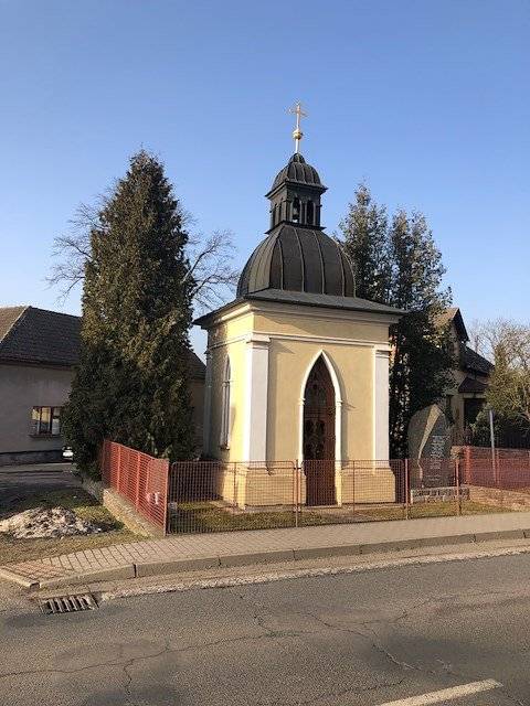 Dnes v 11:30 se u kapličky koná poutní mše svatá. Všichni jste zváni.