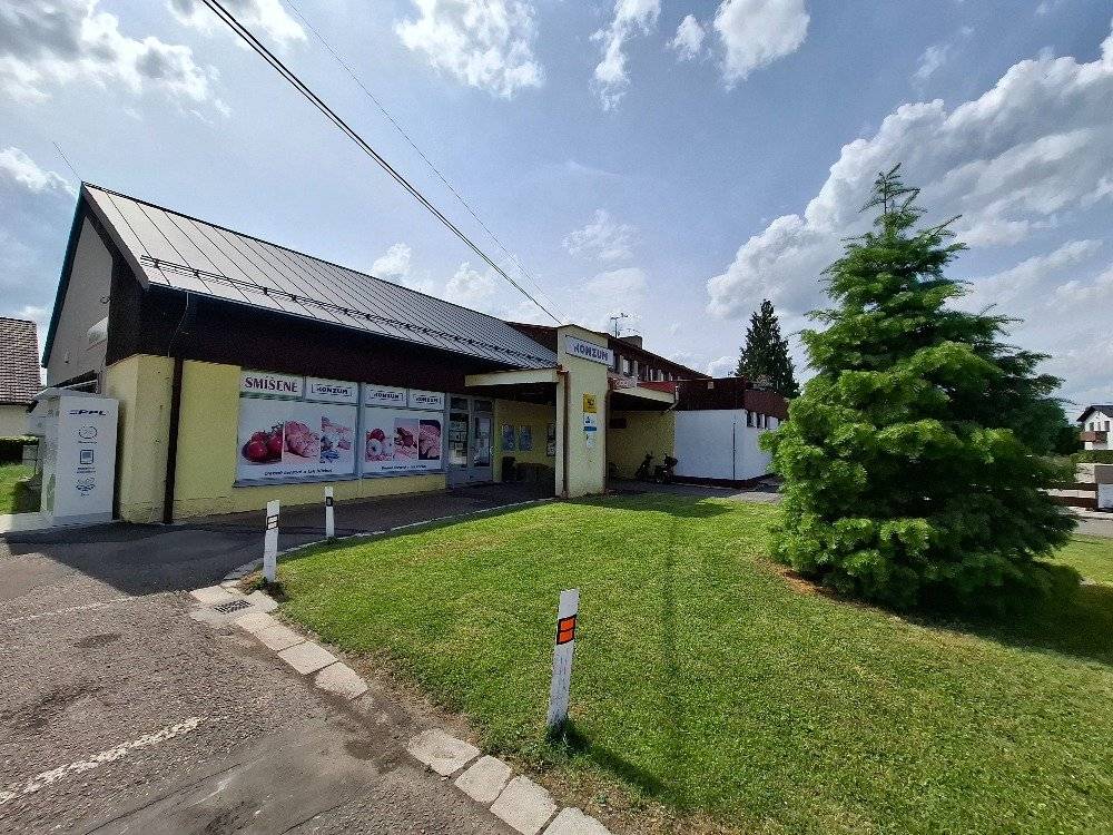 Vážení přátelé, dnes informujeme, že ve dnech 19., 21., a 23.8.2025 bude z provozních důvodů uzavřena prodejna a pošta v Šonově. A připomínáme JIŽ TUTO SOBOTU 16.8. letní kino pod Orelnou v Šonově. Mějte pěkné letní dny🌞. #obecprovodovsonov #aktuality