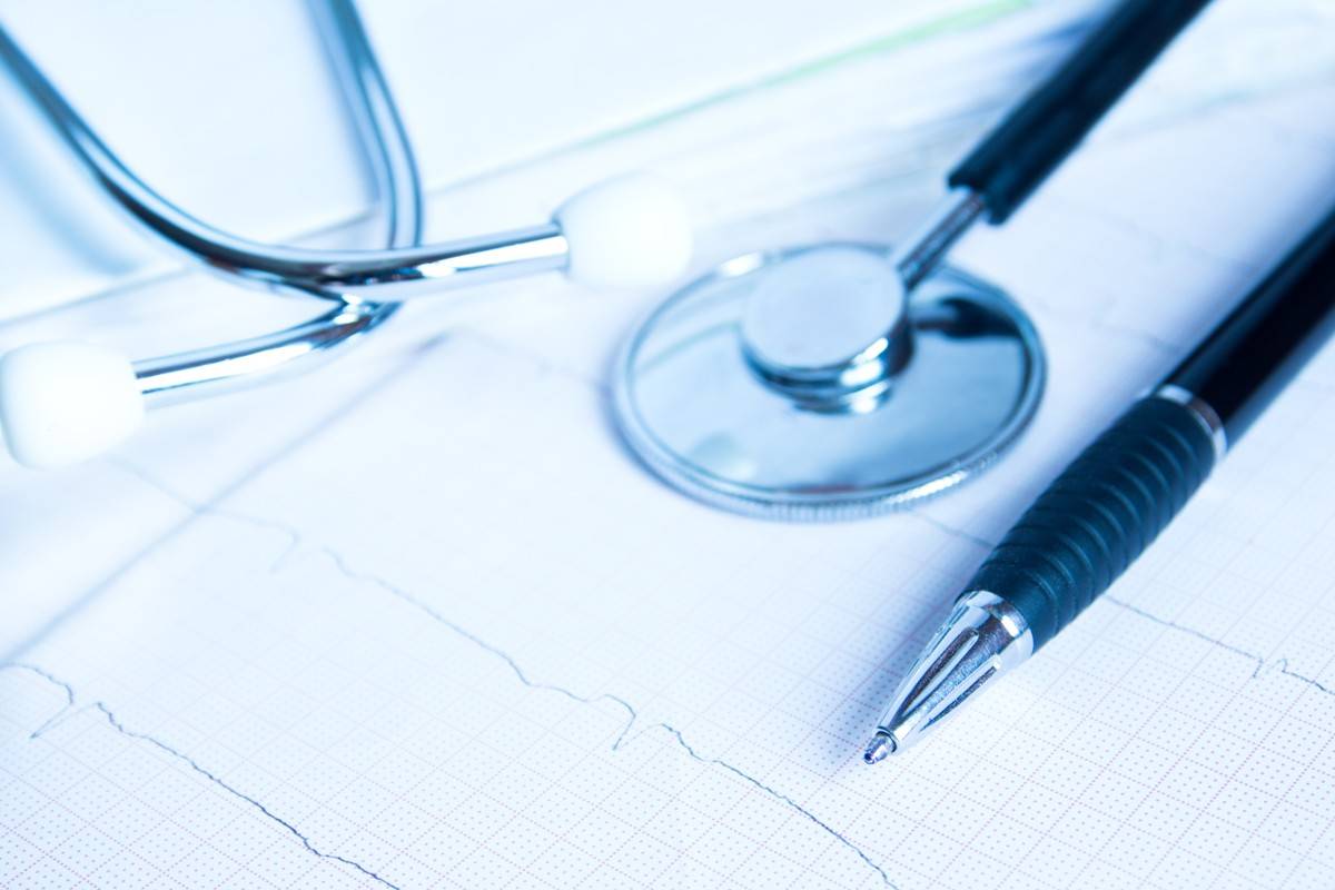 MUDr. Marian Garban, obvodný lekár, oznamuje obyvateľom, že od 11. do 22. augusta 2025 neordinuje. Počas tejto doby ho zastupuje MUDr. Papáčková vo svojej ambulancii v Kolárove. V ordinačných dňoch v Komoči sestrička sa zdržiava v ambulancii, osobne alebo telefonicky na čísle 035/3810073.