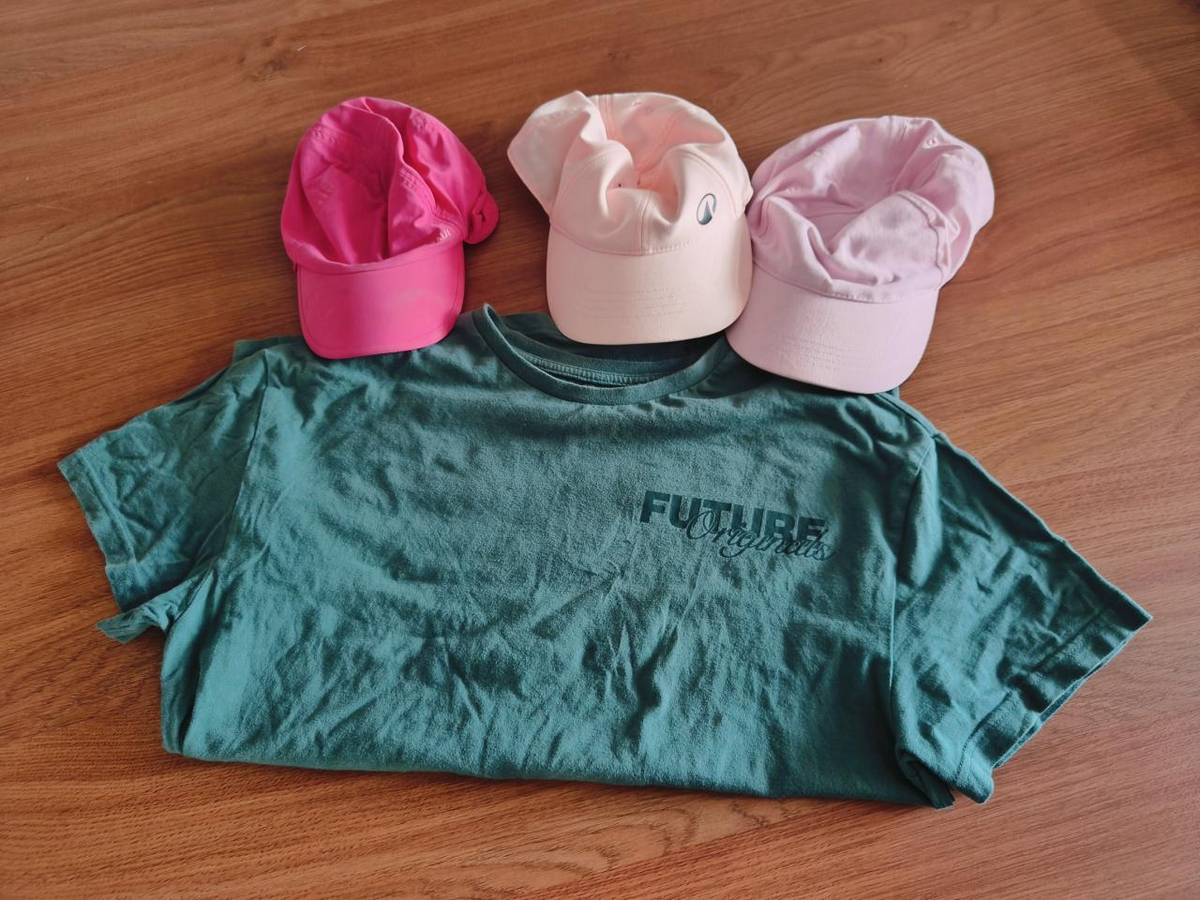 Po slavnostním víkendu v Bezděkově nad Metují se u nás sešlo několik zapomenutých věcí.