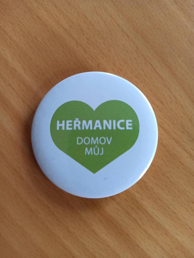 Trička, hrnečky, tašky a další krásné suvenýry.