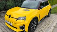 Renault 5 E-Tech má výrazný retro design v moderním hávu.