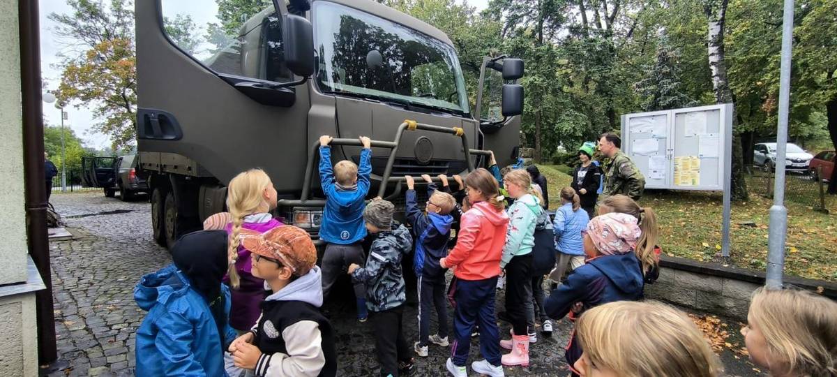 Projektový den - POKOSARMY