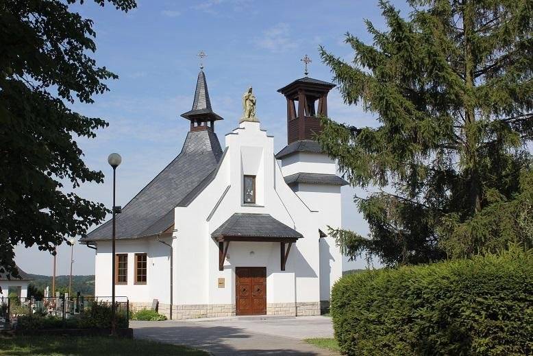 Srdečně zveme občany v neděli 31. 8. 2025 v 11:30 na slavnostní mši svatou, která se uskuteční v kapli sv. Anežky České v Březůvkách.