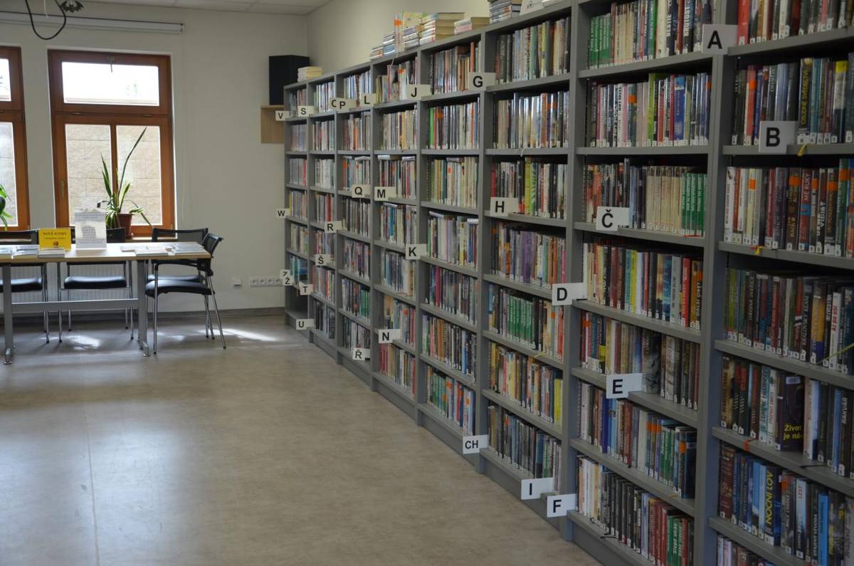 Vážení čtenáři, důležité upozornění!  Ve dnech 8.9., 10.9, 15.9. a 17.9. bude knihovna ve Velkých Heralticích UZAVŘENA.  Dne 16.9., bude UZAVŘENA knihovna v Sádku i Malých Heralticích.  ----------------------------------------------------------