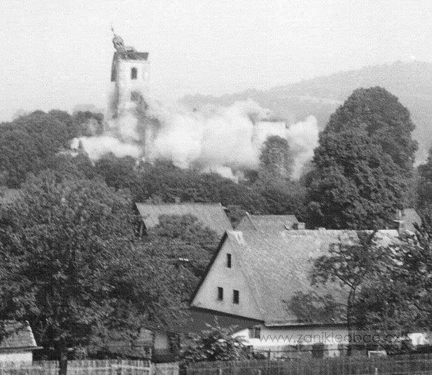 Jří Slavík mladší poskytl větší množství dobových fotografií z Valkeřic. Chcete-li se podívat, přidali jsme je do galerie na webové stránky obce. Jiřímu děkujeme.   https://www.valkerice.cz/fotogalerie/dobove-fotky-od-jiriho-slavika-ml