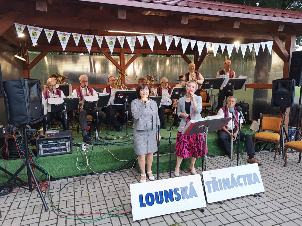 V sobotu 30. srpna 2025 jsme se v Radovesicích sešli při podvečerní akci Léto s dechovkou.