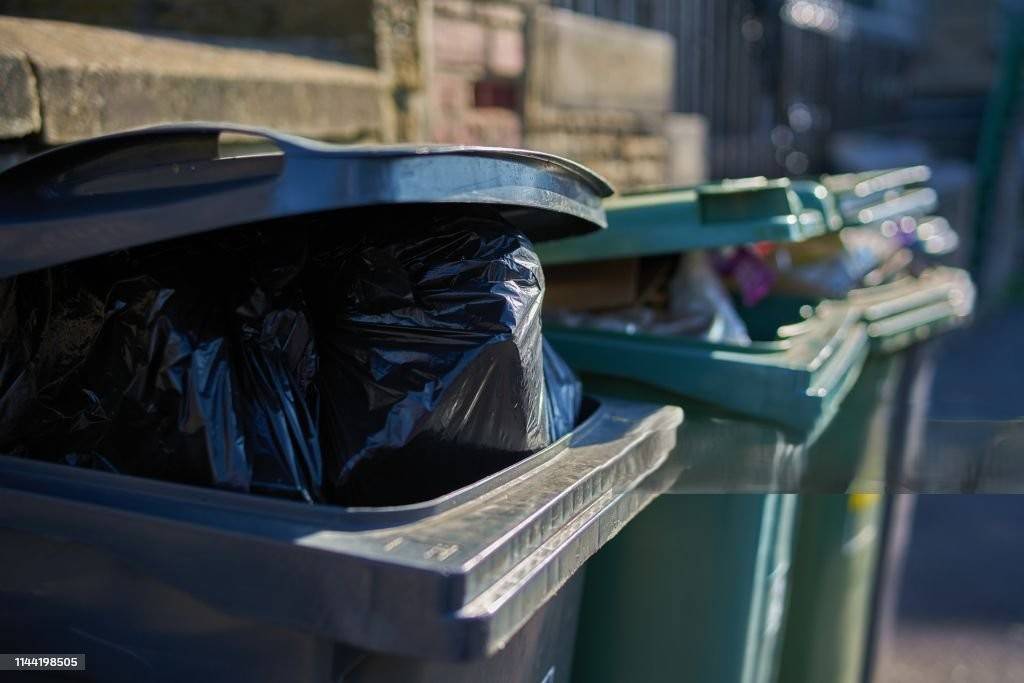 Chippelni fogják a hulladéktárolókat