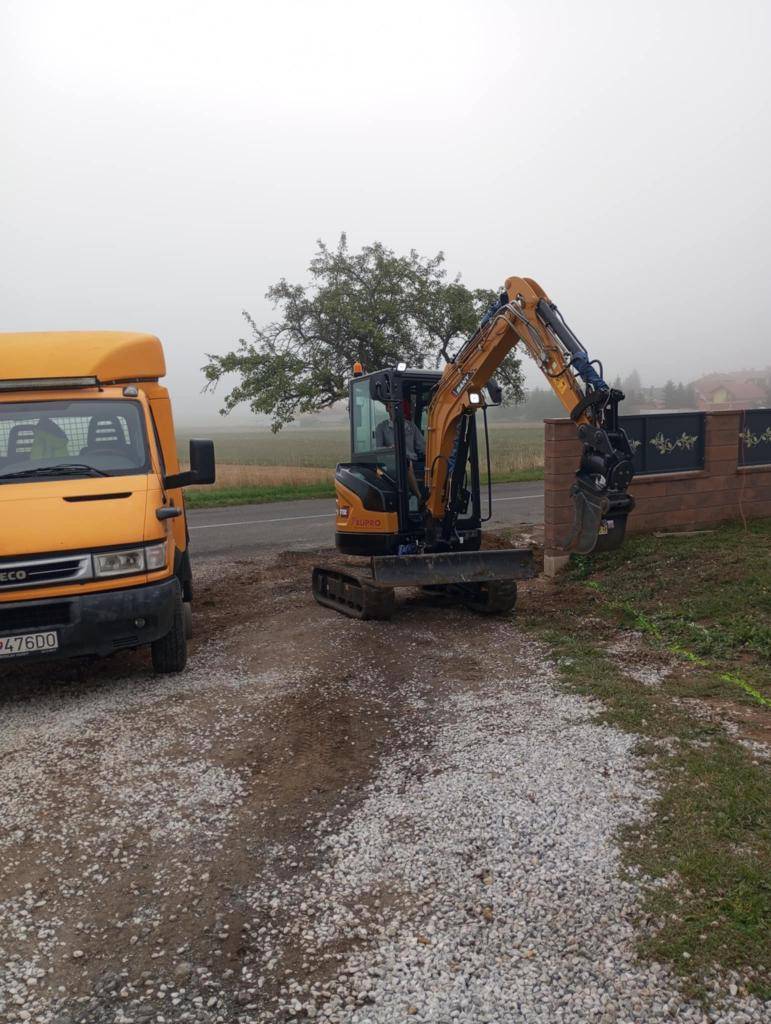 Na cintoríne v Hrabušiciach v súčasnosti prebiehajú stavebné práce.