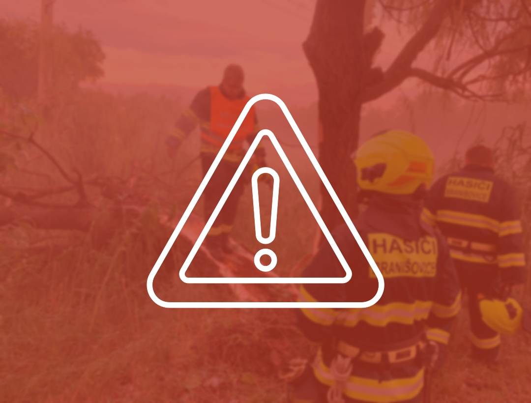 Myslivecký spolek Znojmo upozorňuje na výskyt myxomatózy u zajíců polních v okrese Znojmo.