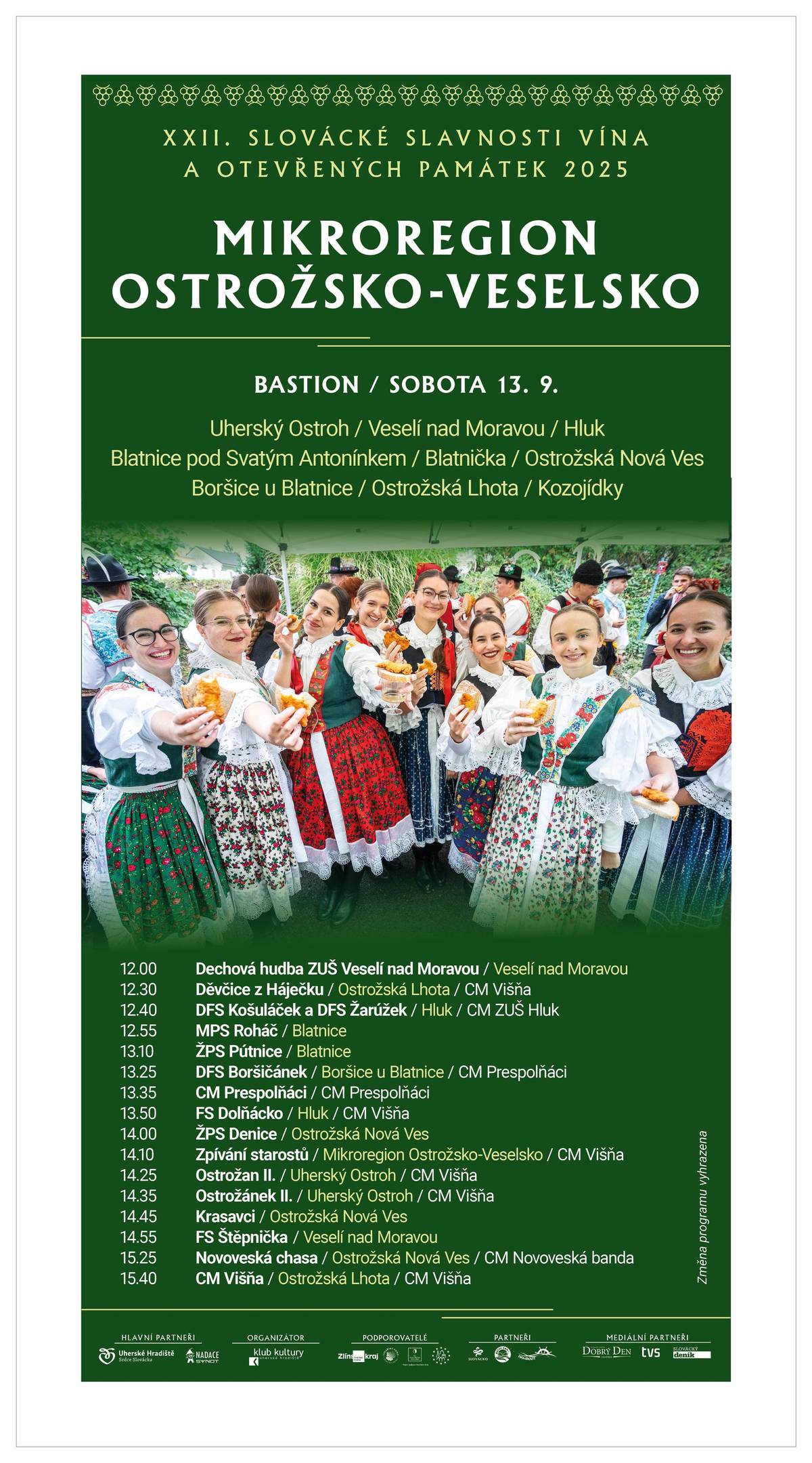 Letošní rok se uskuteční už 22. ročník vyhlášených Slováckých slavností vína a otevřených památek – největší přehlídky folkloru, tradic, vína a kulturního dědictví na Slovácku. Veselské soubory vystoupí na odpoledním programu v areálu Bastionu. Přijďte je podpořit! Za město Veselí nad Moravou se představí:   Folklorní soubor Štěpnička   Dechová hudba ZUŠ Veselí nad Moravou   Oba soubory se zapojí do ranního slavnostního průvodu ulicemi Uherského Hradiště a poté vystoupí v rámci programu mikroregionu Ostrožsko – Veselsko, který začíná od 12:00 v areálu Bastionu. Přijďte podpořit naše účinkující a prožít den plný vína, folkloru a nezapomenutelné atmosféry!