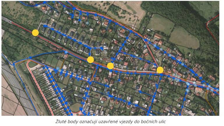 V pátek 12. září bude během pěti hodin asfaltován pravý pruh Dobříšské silnice (pravý pruh ze směru z centra).  Z toho důvodu budou od 8:00 do 13:00 uzavřeny výjezdy/vjezdy do bočních ulic: Kytínské, Na Vrškách a obě jednosměrky do lokality s rodinnými domy.   PROSÍM VYUŽIJTE OBJÍZDNOU TRASU