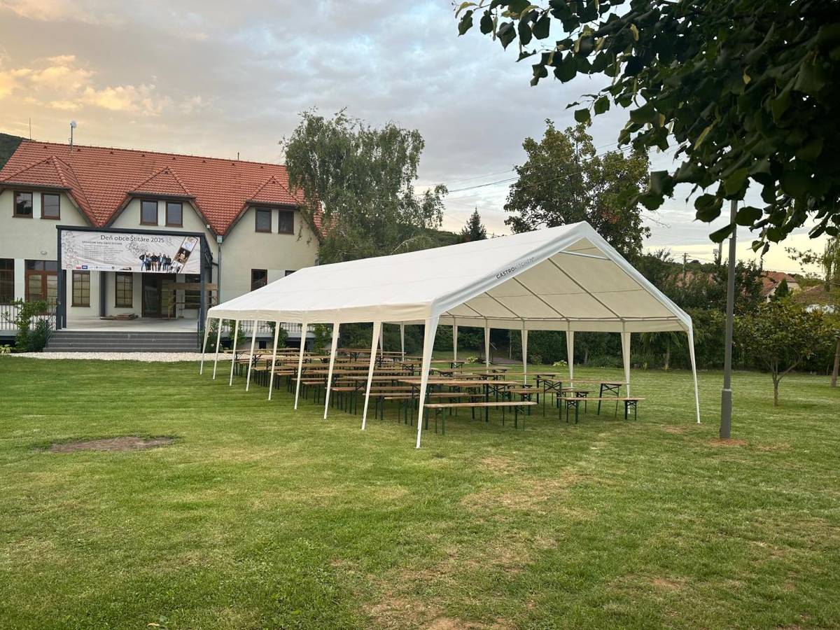 Obec Štitáre požiadala NSK o dotáciu v rámci dotačného programu Všeobecný rozvoj územia NSK o "Party stan, pivné sety na verejné priestranstvá a ozvučenie kultúrneho podujatia“. NSK poskytlo obci dotáciu z rozpočtu na podporu rozvoja a skvalitnenia života obyvateľov obcí a miest.