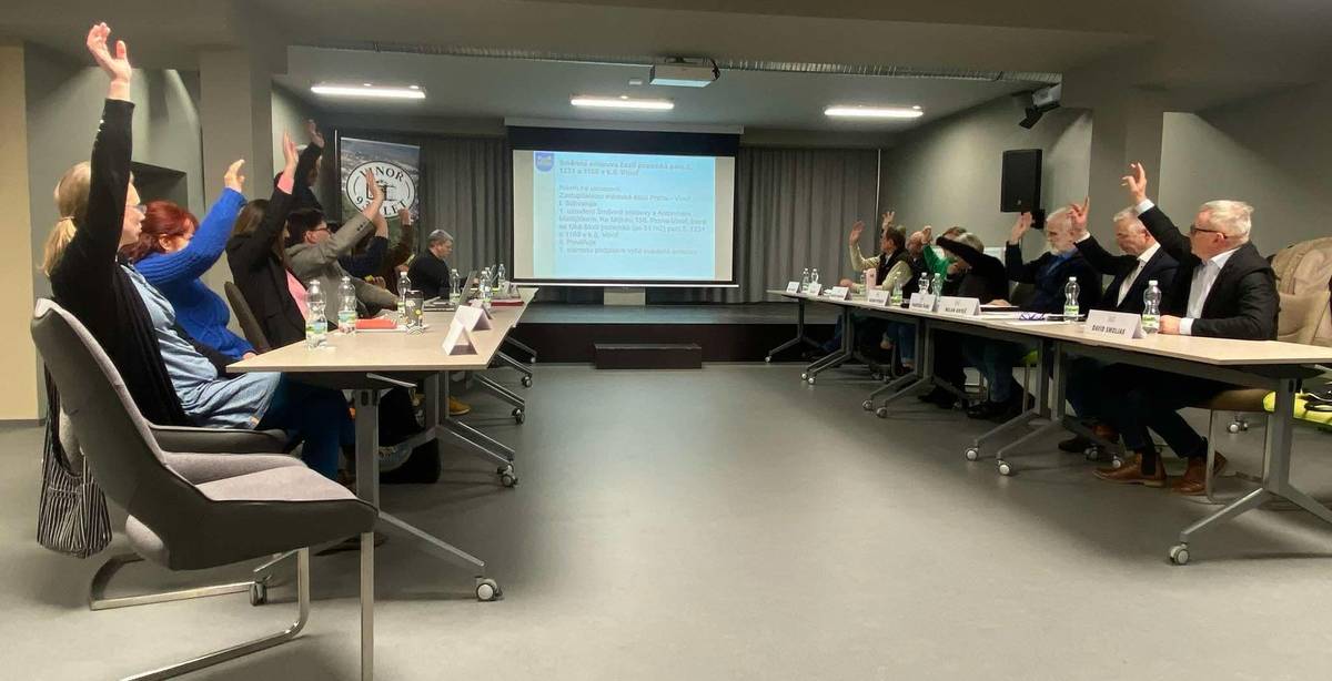 Pozvánka na zasedání zastupitelstva 22. 9. od 18 hodin ve společenském sále pod Normou. Stream ze zastupitelstva je možné sledovat na YouTube kanále městské části.