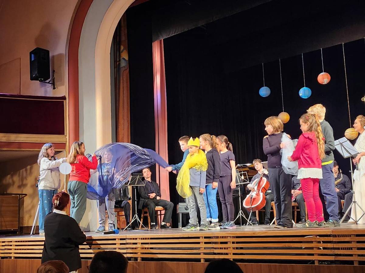 Naši žáci se zúčastnili hudebně–edukačního pořadu Nebe plné not, který proběhl v rámci Jihočeského festivalu Concertino Praga.