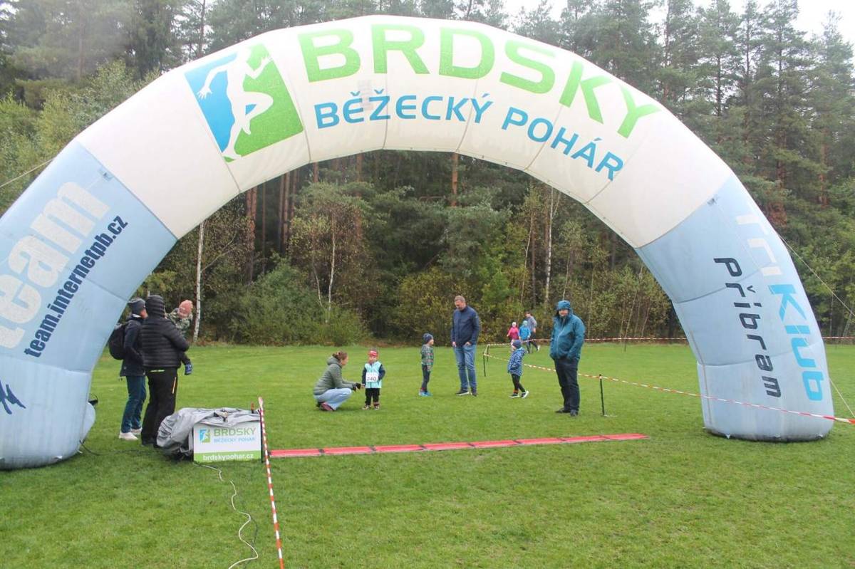 V sobotu 27. září od 13:00 hod. se v areálu SK Litvanu Bohutín koná Běh Bohutínem. Přijďte si zasoutěžit.