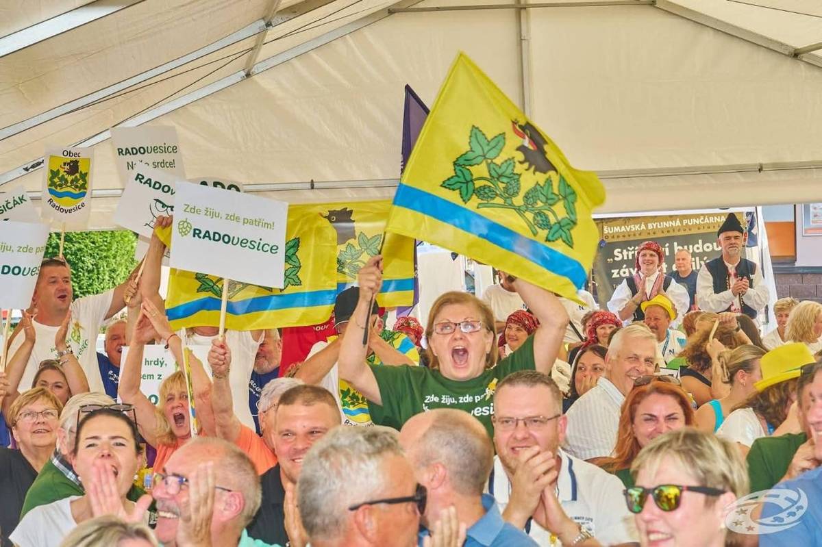 Dne 20. září 2025 se v jihočeském Vacově uskutečnilo slavnostní vyhlášení celostátního kola soutěže Vesnice roku 2025. Atmosféra byla od první chvíle jedinečná – radost, hrdost a dojetí se prolínaly s nádhernou prezentací obcí z celé České republiky.