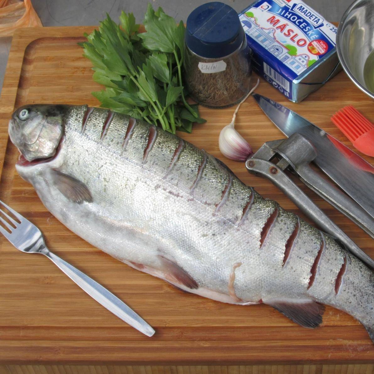 Pstruhařství Dolní Babákov oznamuje, že bude tento pátek 3.10.2025 v 15 hodin u obecního úřadu nabízet ke koupi čerstvé chlazené pstruhy. V nabídce budou pstruzi kuchaní, filety, saláty a další rybí výrobky. Kontakt na prodejce - Jaroslav Halamka, Dolní Babákov 26, Včelákov 539 57, tel: 777 114 797
