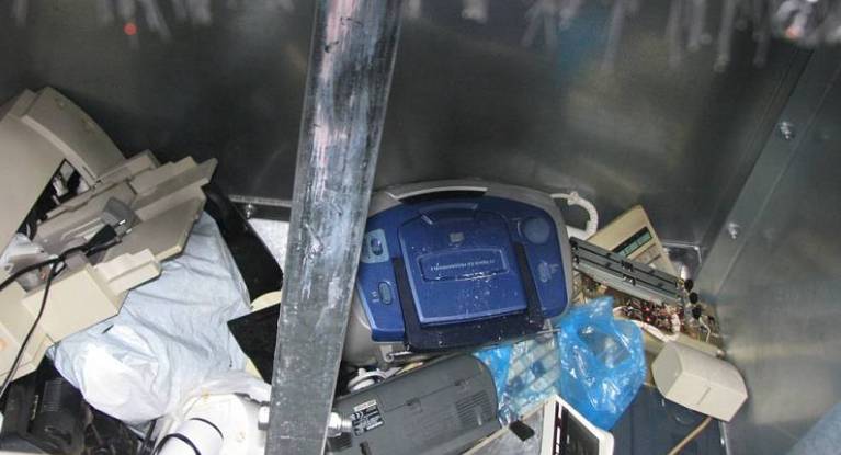 SDH Křinec oznamuje, že v sobotu 04.10. 2025 od 9.00 do 11.00 hod. bude opět možné odložit vysloužilý elektroodpad v areálu bývalé Správy silnic na Zeleném náměstí čp. 139 v Křinci. Nově bude možné odložit i železný odpad