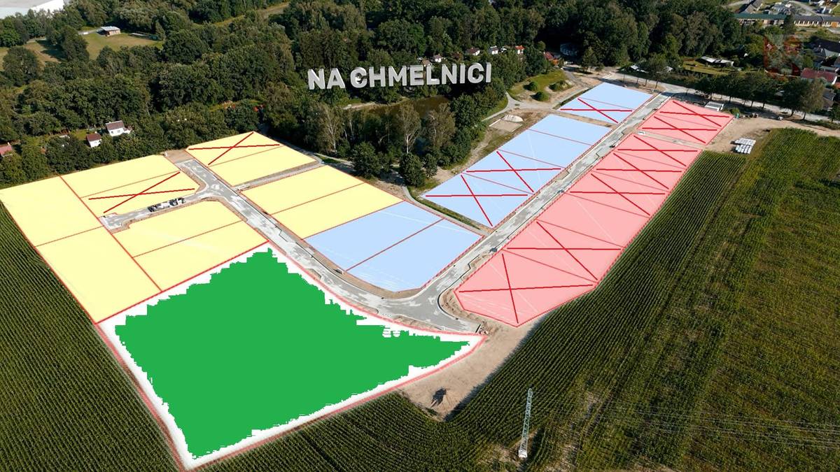 Od 1. října do 1. prosince 2025 je možné podávat nabídky ke koupi parcely VYBAVENÍ 👉  silnice a jednotlivé vjezdy 👉  kompletní inženýrské sítě (vč. optiky) 👉  připravené přípojky (voda, kanalizace, plyn, elektro) 👉  staveništní elektro přípojky 👉  veřejné osvětlení 👉  dešťová kanalizace 👉  vycházková zóna kolem rybníčku 👉  dětské hřiště PRODEJ 👉  velikosti parcel od 780 - 1 099 m2 👉  prodej obálkovou metodou podáním nabídkové ceny 👉  základní prodejní cena 2 710 Kč bez DPH/m2 (3 280 Kč vč. DPH) VÍCE INFORMACÍ k prodeji najdete na webových stránkách www.parcelynachmelnici.cz