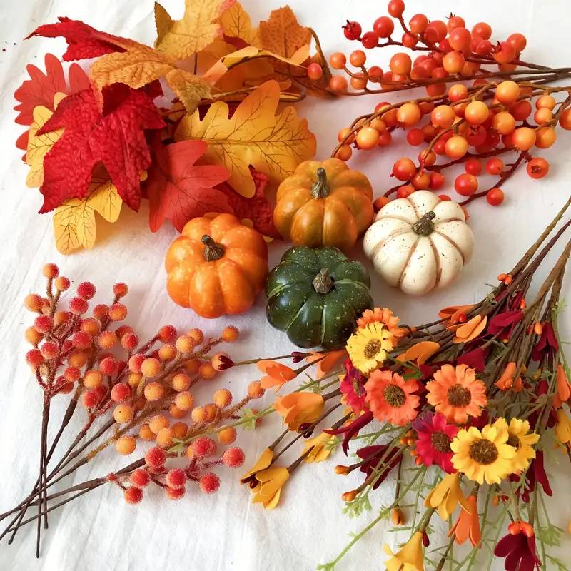 V přiloženém letáku najdete nabídku na workshopy tvoření v podzimních barvách. Zde najdete více informací i kontakty.