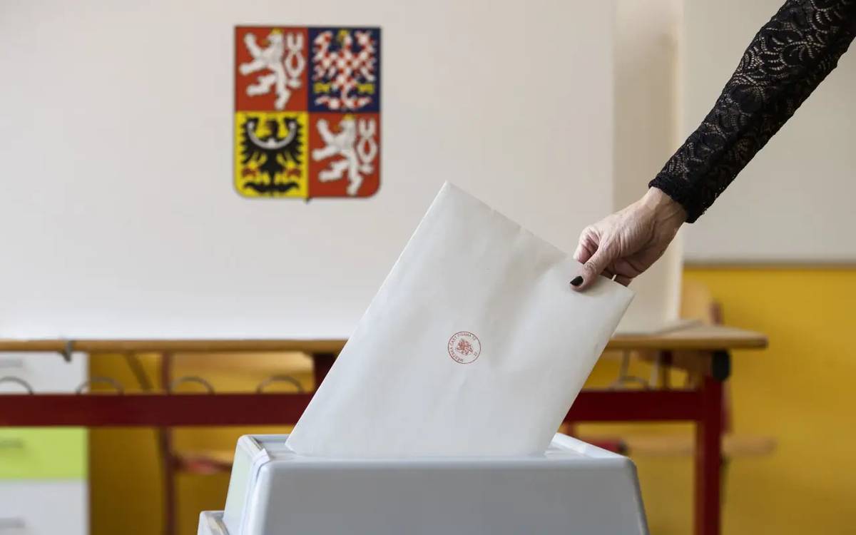 V pátek a v sobotu probíhají volby do Poslanecké sněmovny Parlamentu ČR. Volební místnost se bude nacházet v přízemí obecního úřadu (Hlavní 17) a bude určena pro všechny občany s trvalým pobytem obce (v obci je pouze 1 volební okrsek) nebo s voličským průkazem. Místnost je bezbariérově přístupná.