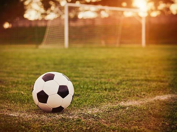 Začátek domácího zápasu v neděli 5. října je posunut na 13:00 hodin. Hraje Strážné proti Žacléř "A". Přijďte hráče povzbudit na místní fotbalové hřiště.