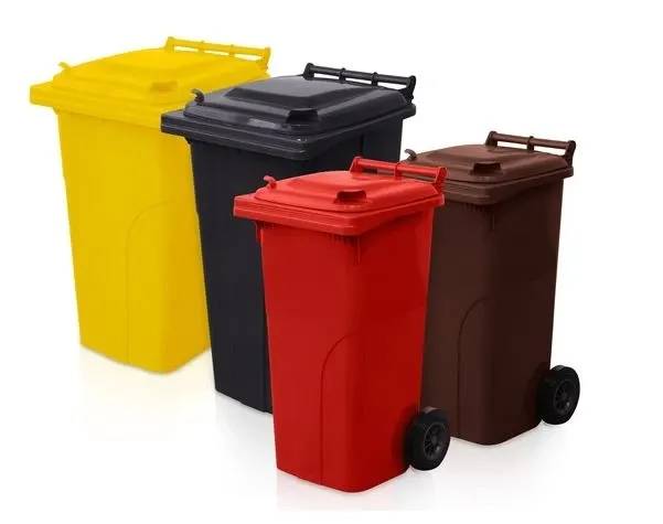 Žádáme všechny občany, kteří nemají uhrazený poplatek za odpad za rok 2025, aby tak neprodleně učinili. Poplatek (1.000,- Kč za osobu trvale hlášenou v obci nebo 1.000,- za každou nemovitost na území obce, kde není trvale hlášena žádná osoba) lze uhradit v úředních hodinách do pokladny obecního úřadu hotově i kartou nebo převodem na č.ú. 8327411/0100. Děkujeme.