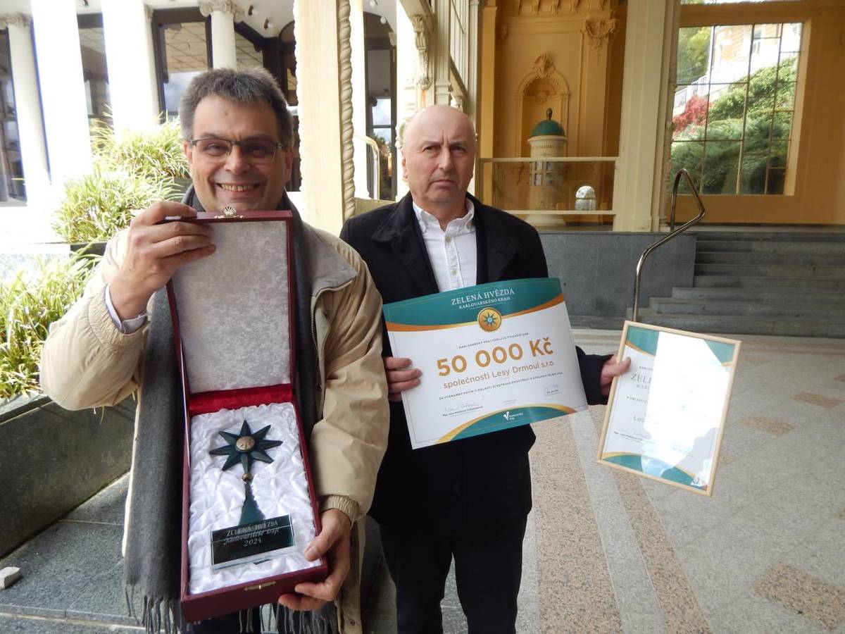 V neděli 5. října 2025 byly v rámci Lázeňského festivalu jablek v Mariánských Lázních vyhlášeny výsledky krajské ankety Zelená hvězda Karlovarského kraje za rok 2024. Tu za významný počin v oblasti životního prostředí a ekologie získala společnost Lesy Drmoul s.r.o.