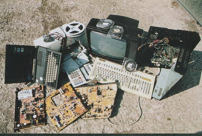 V dňoch 13.-15.10.2025 bude realizovaný v našej obci zber elektroodpadu. Zber bude realizovaný na jednom odbernom mieste pri Obecnom úrade Horné Pršany,  č.11.