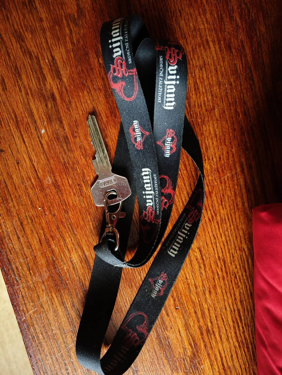 U sokolovny na značce nalezen klíč. K vyzvednutí na obecním úřadě.