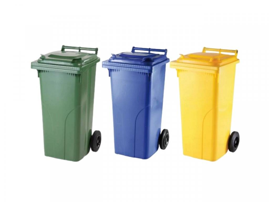 Obecný úrad oznamuje občanom, že nové smetné nádoby na separovaný odpad sú pripravené na vyzdvihnutie na Obecnom úrade počas úradných hodín.(pondelok, utorok 7.30-15.30, streda 7.30-16.30h, piatok 7.30- 14h).  pokrač.:...