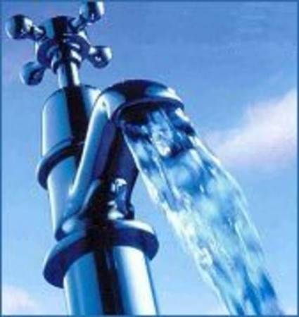 Oznamujeme Vám, že vo vodnom zdroji bolo dodatočne montované dávkovacie čerpadlo na úpravu pitnej vody.  Práce realizovala autorizovaná spoločnosť.  Ak u Vás pretrváva nepriaznivý stav (zápach), je nutné odpustiť viac vody, prípadne na všetkých kohútikoch v domácnosti.