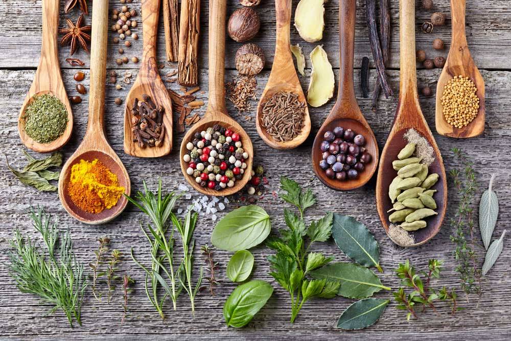 Súkromná firma Delikát, Rovňany Vám dňa 17.10.2025 (piatok) o 14.45 hod. pred obecným úradom ponúkne na predaj všetko potrebné pre zabíjačky a koreniny do kuchyne.