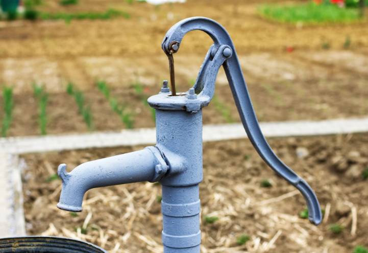 V souvislosti s přípravami na stavbu železničního tunelu v naší obci proběhne v sobotu 25.10.2025 druhé kolo monitoringu hladiny podzemních vod ve vybraných studnách na území obce Vitín a chatové oblasti Libochová v katastru obce.