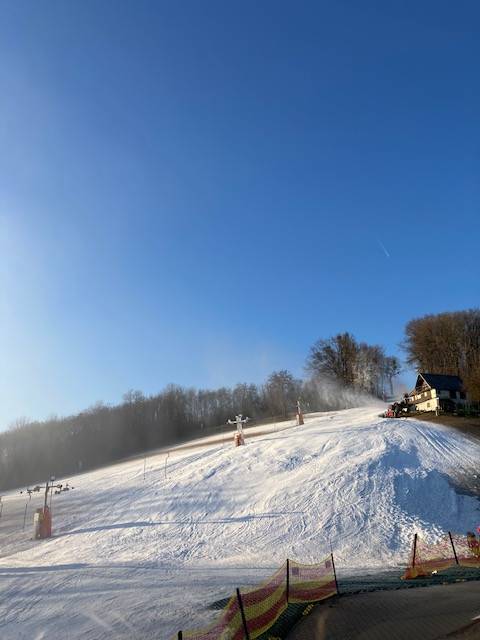 lyžařské instruktory a instruktorky