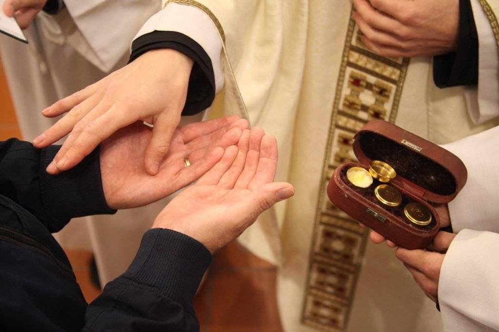 V neděli 19.10. od 16:00 se ve farním kostele ve VM bude podávat Svátost pomazání nemocných. Místní SDH na tuto událost vypraví automobil. Auto bude přistaveno v 15:20 u autobusové zastávky. V případě zájmu je možno si domluvit naložení přímo v místě bydliště, objednávky směřujte na Jindřicha Drápelu mob.:602743903.