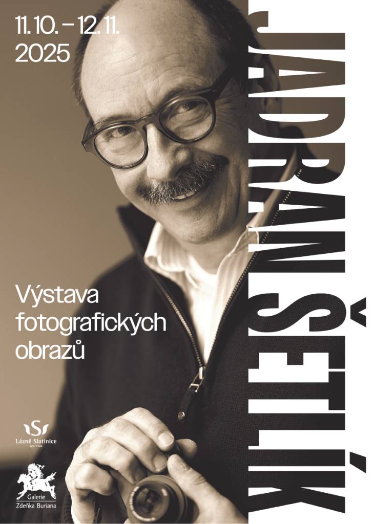 Srdečně Vás zveme na výjimečnou výstavu fotografických obrazů jednoho z nejznámějších českých portrétních fotografů současnosti – Jadrana Šetlíka. Výstava probíhá v Galerii Zdeňka Buriana v Lázních Slatinice a potrvá do 12. listopadu 2025. Otevřeno je ve středu, sobotu a neděli od 13:00 do 17:00 hod