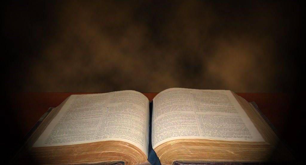 Přehled bohoslužeb a pobožností na hřbitovech 2025