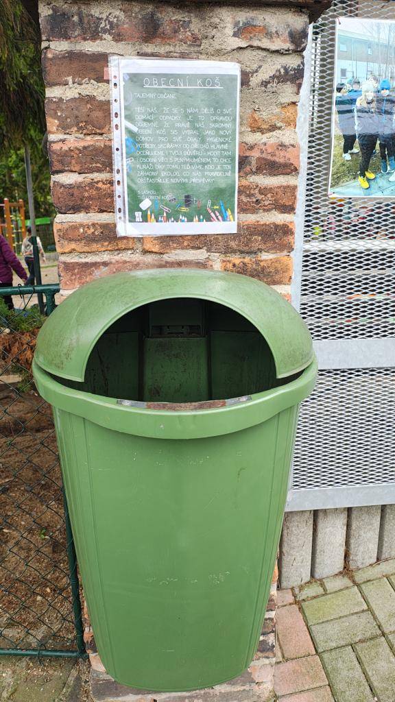 Příběhy z obecního koše (ZŠ Dolany) - záhadný ekolog