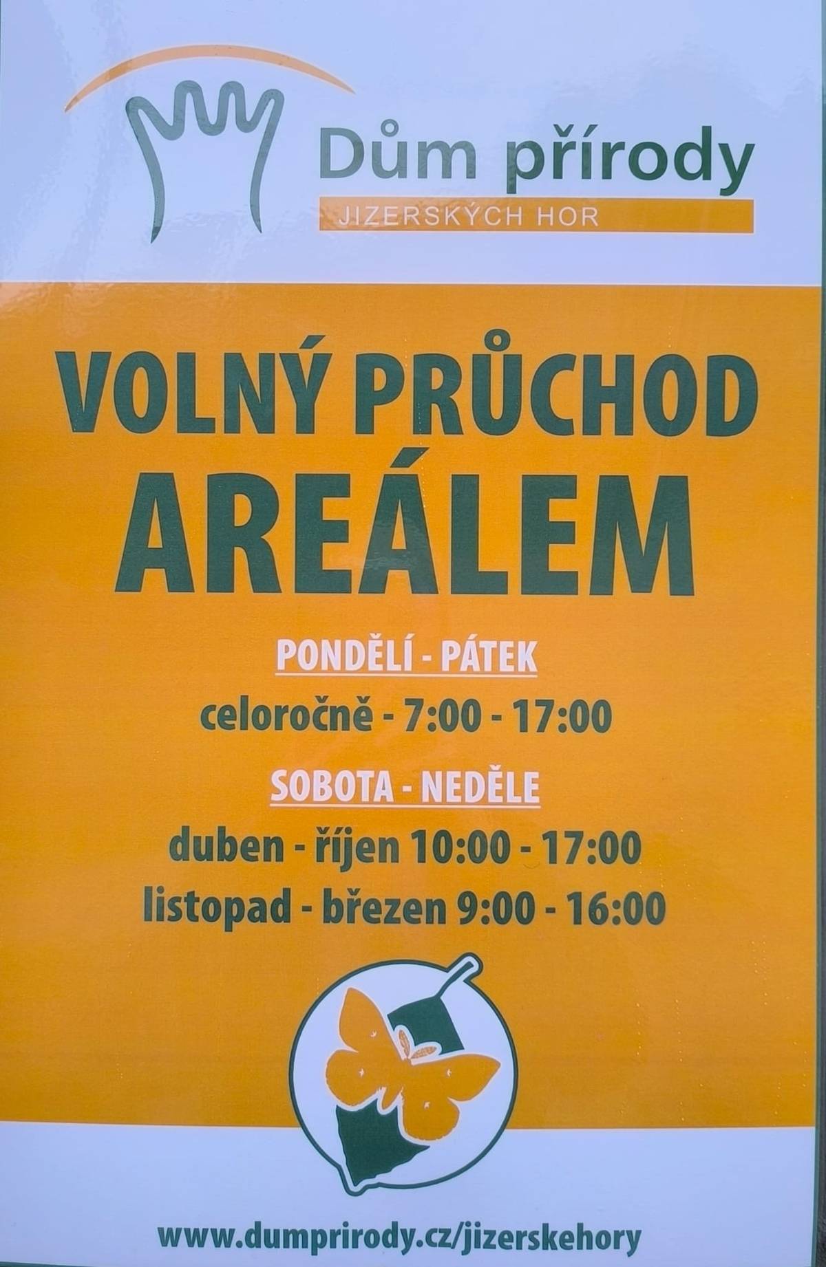 Dobrý den, dovolte mi Vás informovat o volném průchodu areálem Ekocentra. pondělí - pátek celoročně: 7:00 - 17:00 sobota - neděle  duben - říjen: 10:00 - 17:00 listopad - březen: 9:00 - 16:00 Ostatní časy bude areál uzamčen. Jana Šťastná