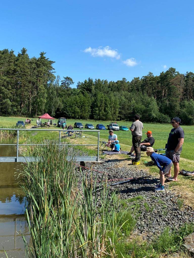 Druhý ročník Rybářských závodů pro děti připravila na konec června obec Černíkovice, děti se tak zábavnou formou připravily na blížící se prázdniny.