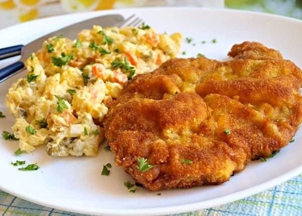 Hospodská Slávka Vás zve na HOSPODSKOU ČESNEČKU  a KUŘECÍ / VEPŘOVÝ ŘÍZEK S BRAMBOROVÝM SALÁTEM / HRANOLKY PÁTEK 24.10.2025 - od 17 hod. - COUNTRY HUDBA od 19 hod.  SOBOTA A NEDĚLE 25.10. a 26.10.2025 od 11 hod. Na Vaši návštěvu se těší hospodská Slávka.