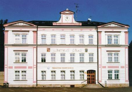 Městský úřad, kulturní středisko, městská knihovna a infocentrum budou z důvodu čerpání řádných dovolených v pondělí 27. října 2025 uzavřené. Děkujeme za pochopení.