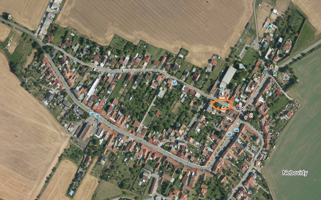 Po svozu dne 3.11.2025 budou zrušeny veřejné kontejnery na plast a papír u obecního úřadu/školky.  Kontejnery na SKLO, OLEJE A KOVY zůstávají. Na papír a plast používejte své vlastní nádoby na tříděný odpad.  Třídění od domu je nejpohodlnější způsob – nádoby máte přímo u sebe.  Pokud nádoby na plast nebo papír nemáte, kontaktujte obecní úřad.