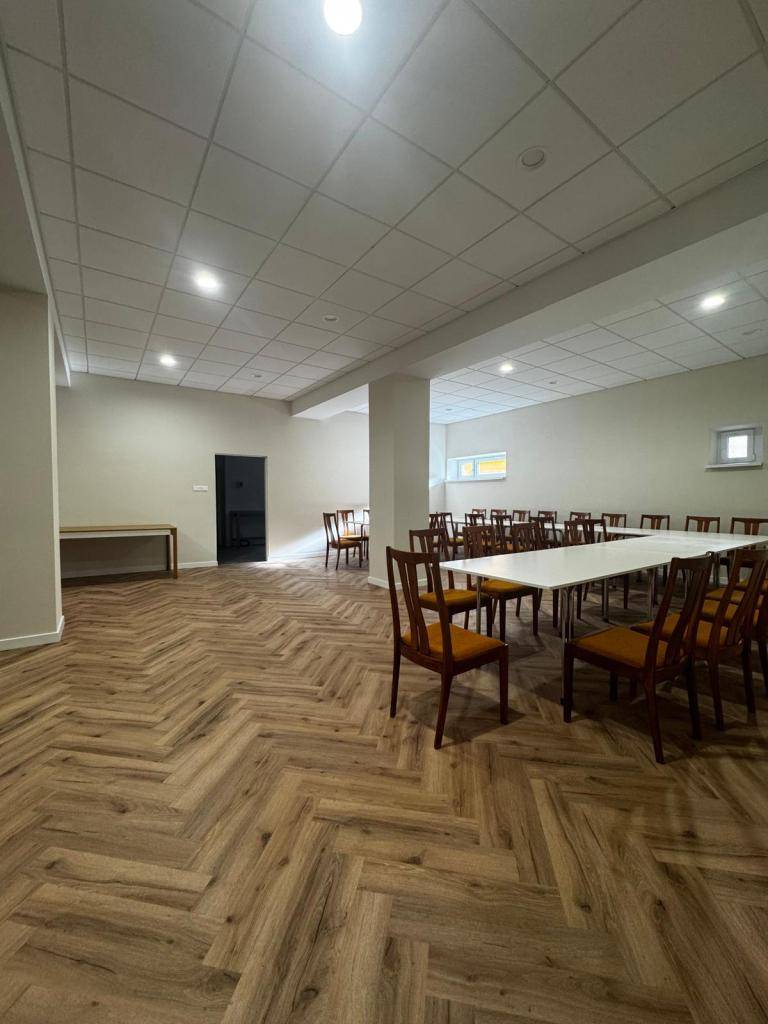 Obec Ružindol zrealizovala projekt „Rekonštrukcia kultúrneho domu – kuchyňa a jedáleň – stavebné úpravy“ vďaka podpore Programu rozvoja vidieka SR 2014–2022, Európskej únie a Ministerstva pôdohospodárstva a rozvoja vidieka Slovenskej republiky.