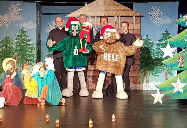 VÁNOČNÍ ČAS - loutková revue